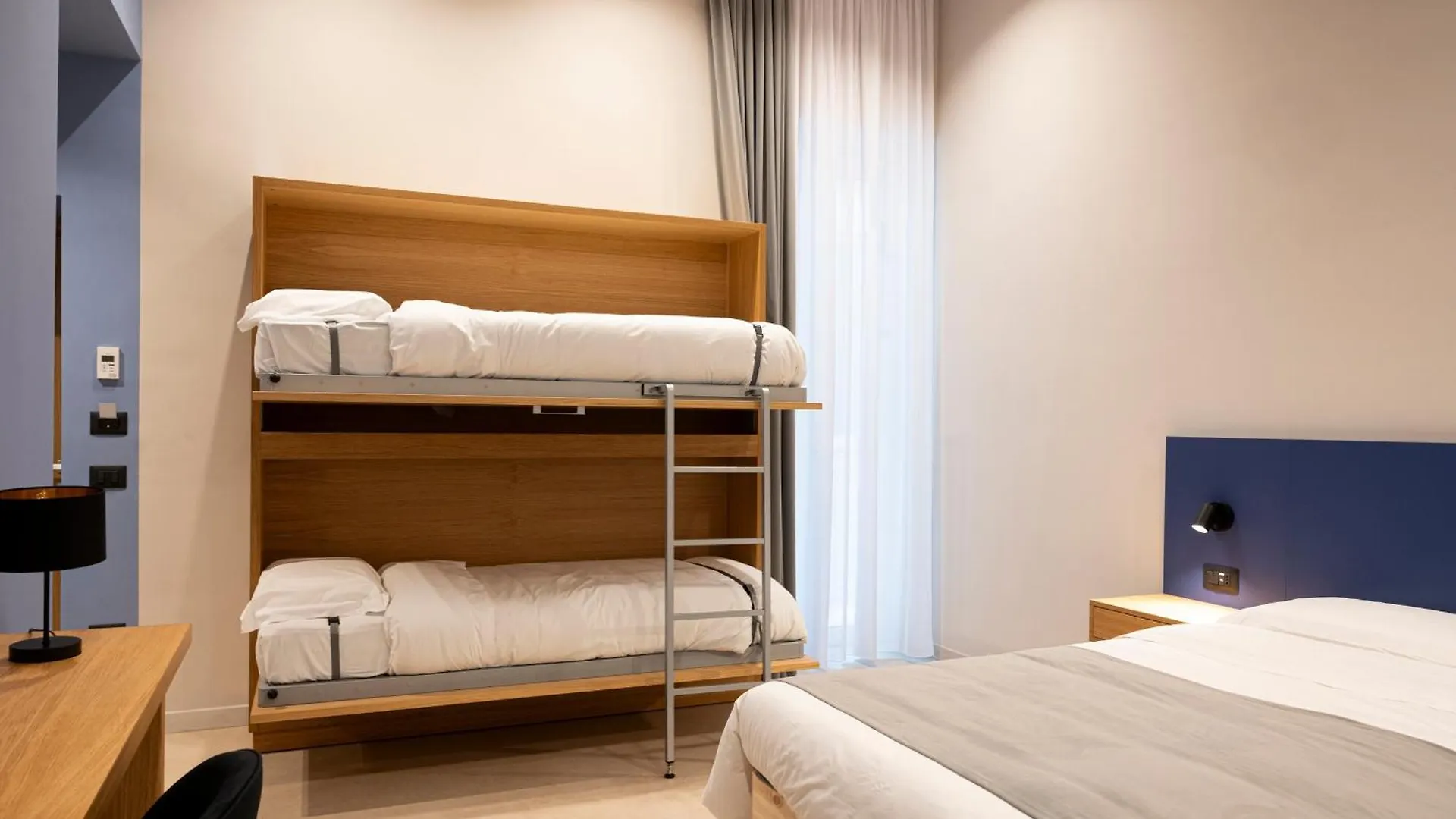 Hotel Dimora Angioina Napoli Italia